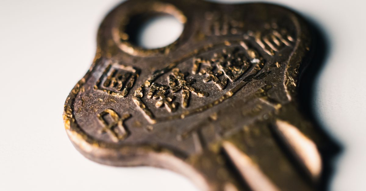 locksmith tools keys — 4th Ave Locksmith