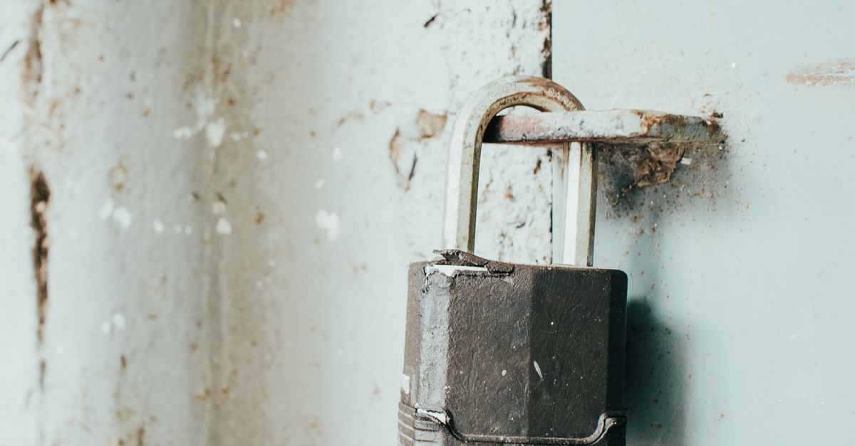 door security hardware — 4th Ave Locksmith
